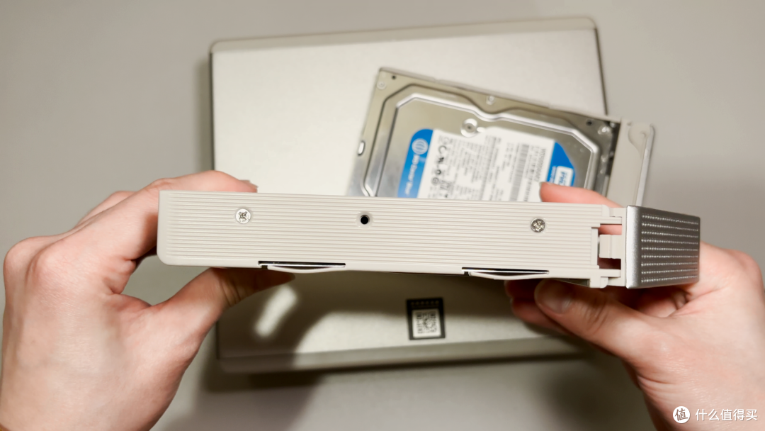 奥睿科 CS200-Pro 全新 NAS 登场!到底值不值,上手开箱评测~