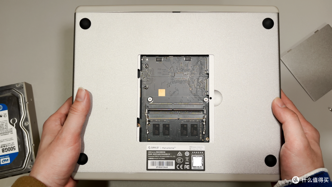 奥睿科 CS200-Pro 全新 NAS 登场!到底值不值,上手开箱评测~