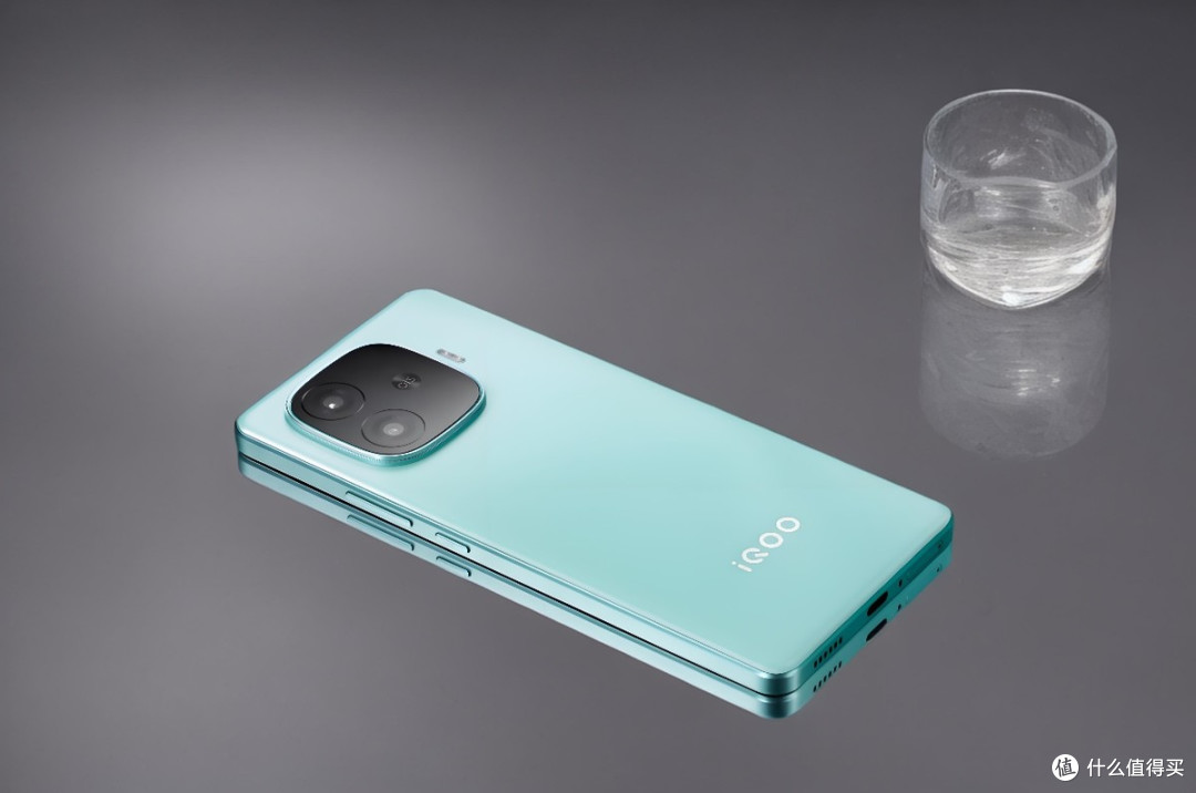 vivo化身“价格屠夫”,骁龙7Gen3+6000mAh+256GB,跌至1369元!