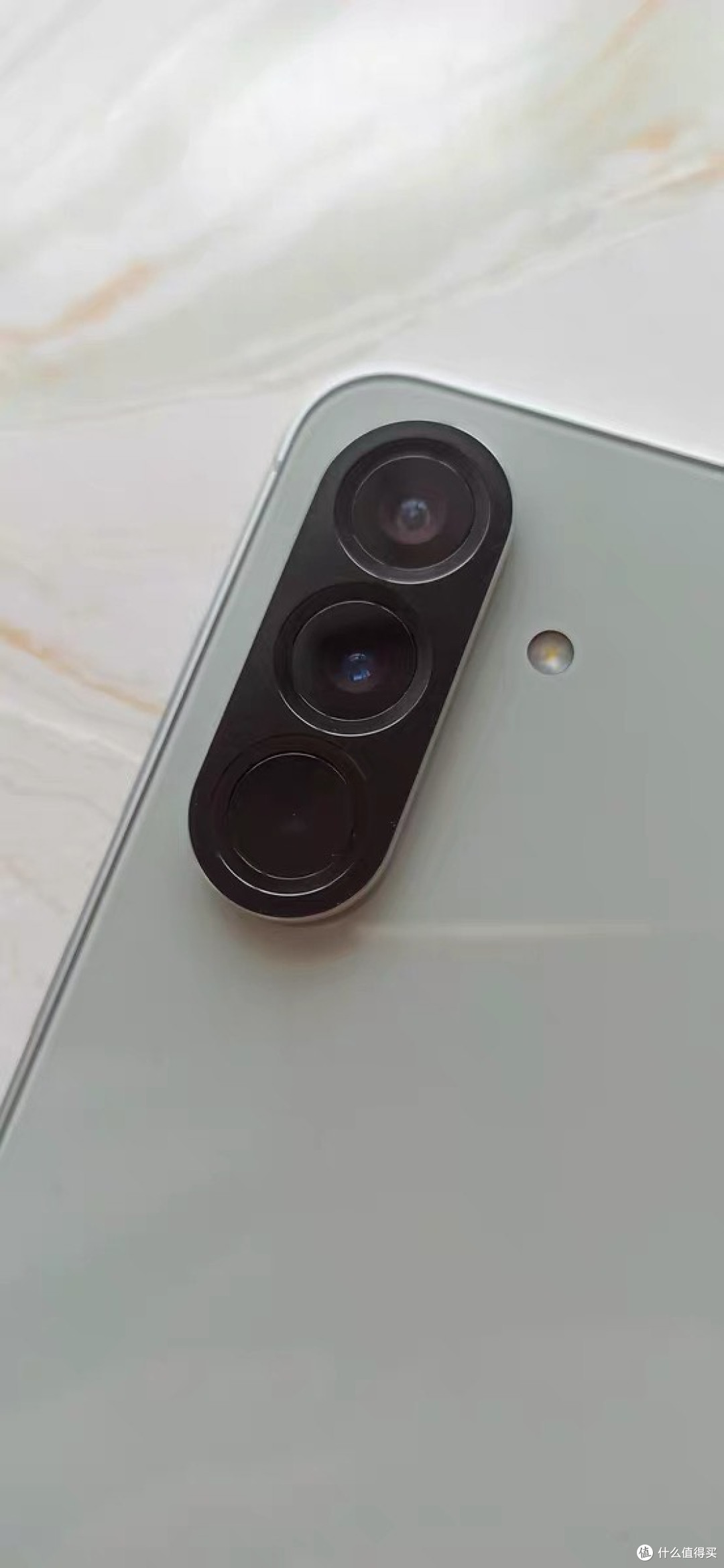三星Galaxy A56 5G：AI影像旗舰体验，4905mAh长续航中端新标杆  