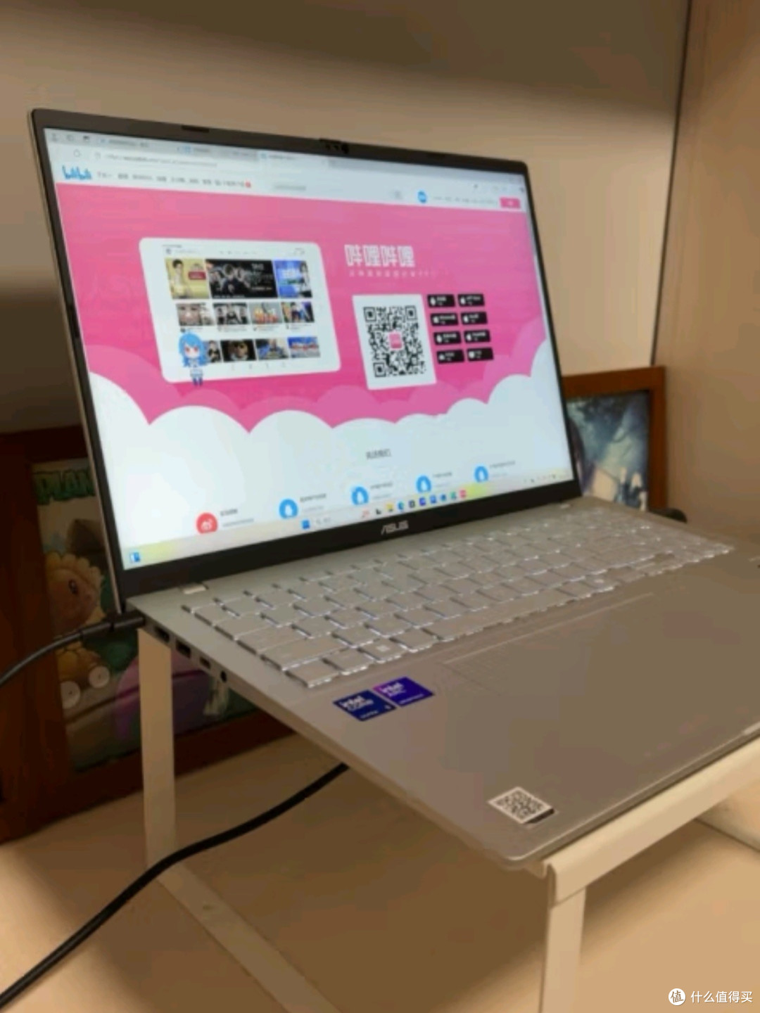 华硕无畏Pro16酷睿版2025评测:长续航高性能AI轻薄新选择