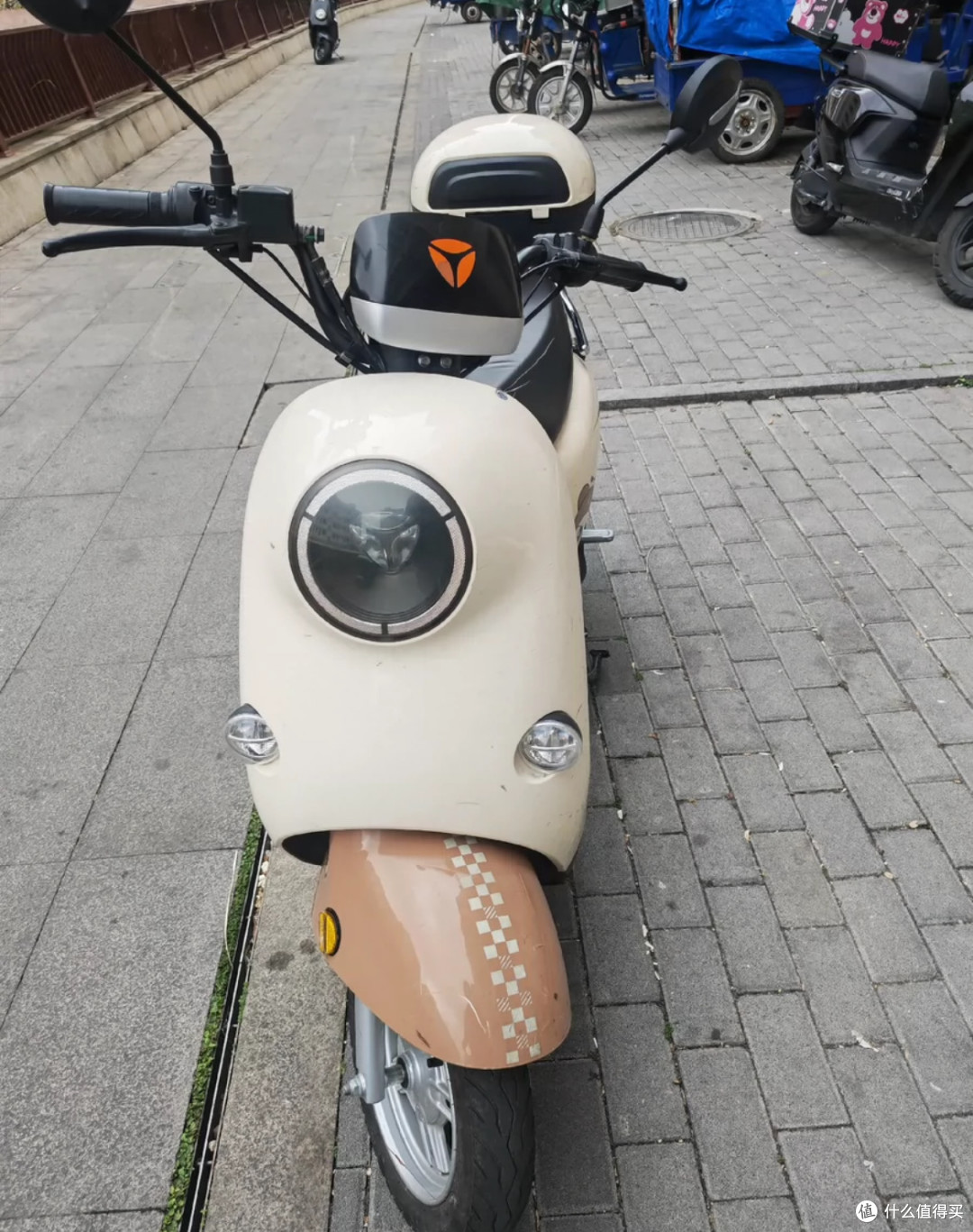 城市出行新宠：雅迪电动车，凭什么脱颖而出？

