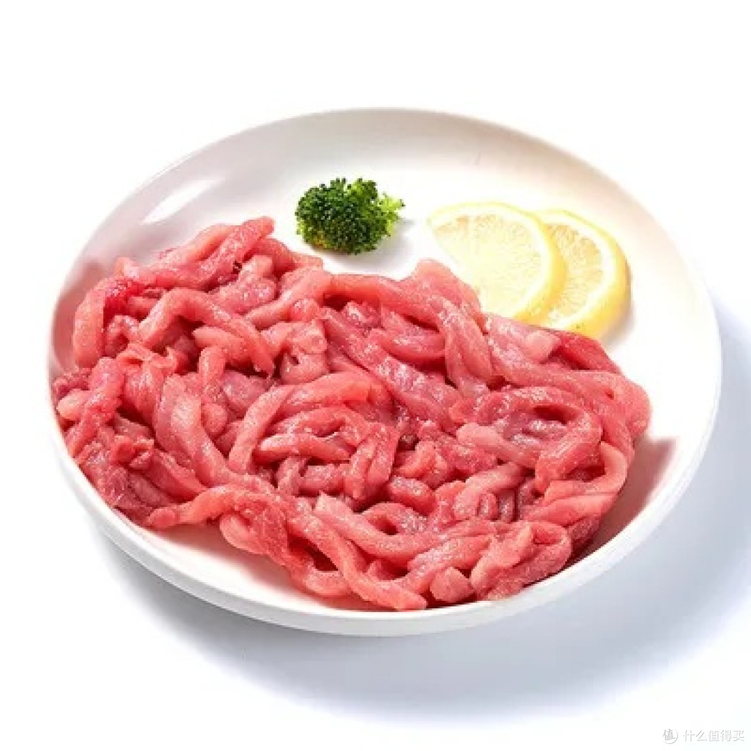 竹笋炒肉丝，春天来吃那是最合适。