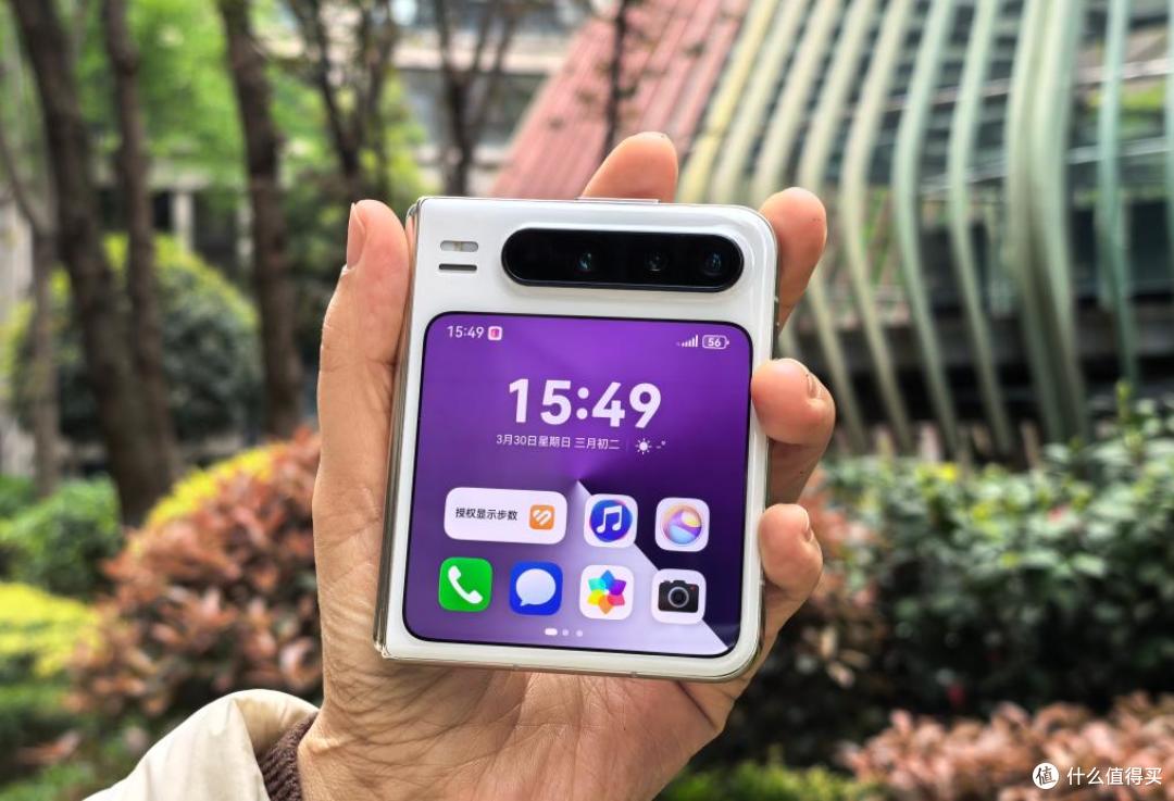 当折叠屏遇上“阔”字辈:华为Pura X的脑洞与实用的双重暴击