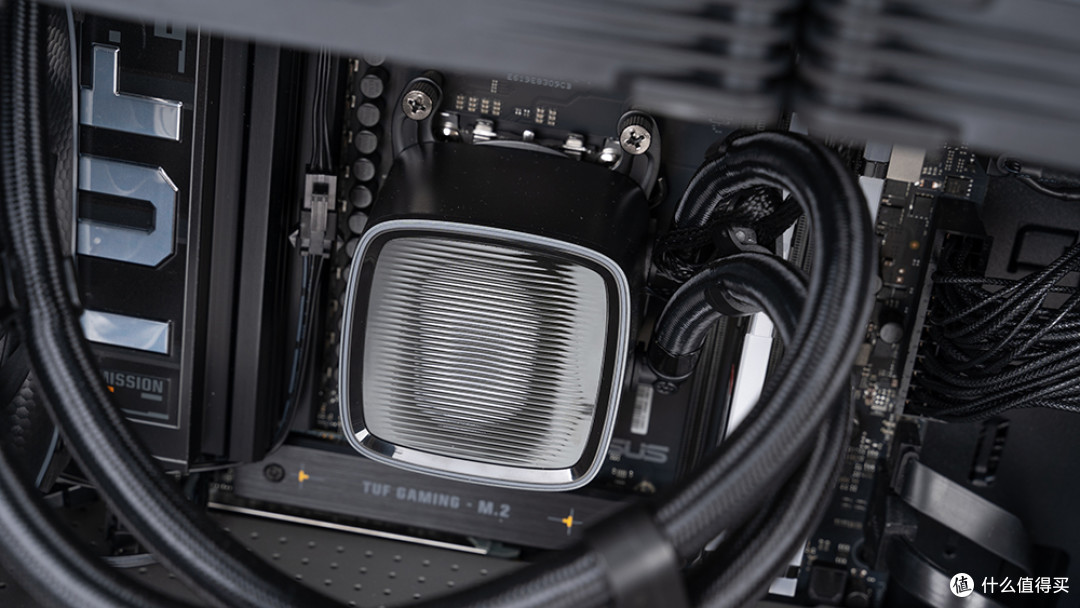 9950X3D+华硕X870-PLUS+RX 9070 XT+Model5装机:点燃AMD信仰之力