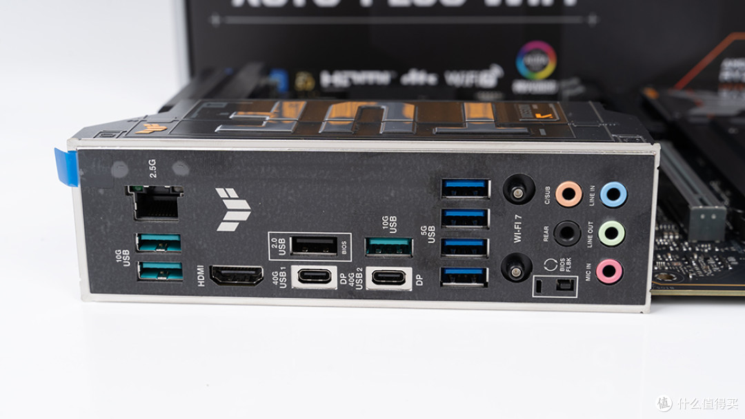 9950X3D+华硕X870-PLUS+RX 9070 XT+Model5装机:点燃AMD信仰之力