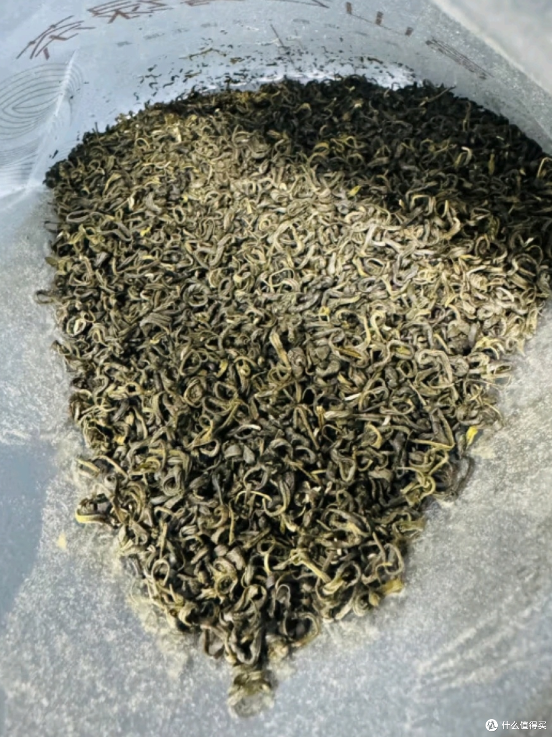 高山云雾间的味觉修行:陈一凡明前绿茶