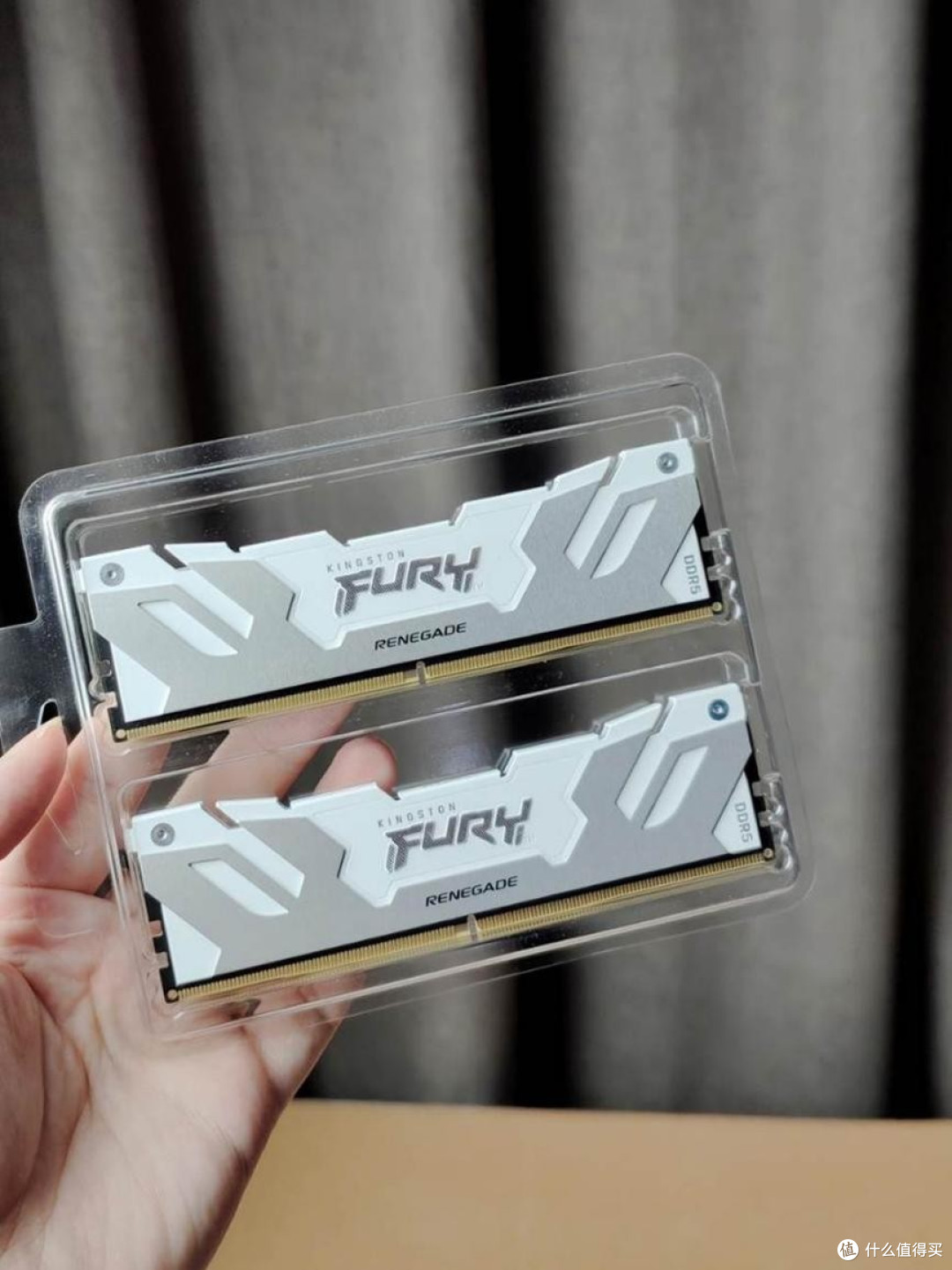SFF也能很强:影驰RTX 5080 金属大师OC白金版 + 七彩虹B850I评测