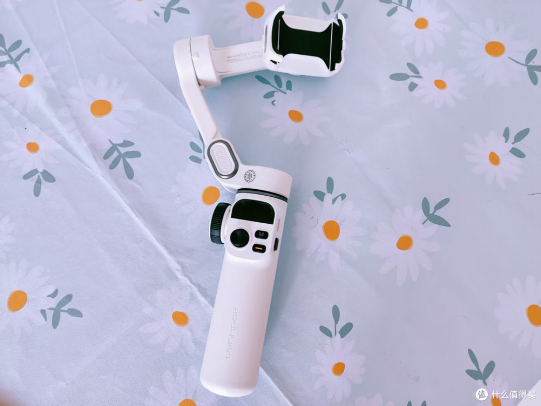 手机稳定器有必要吗?性价比不超过300元的奥川稳定器体验测评!