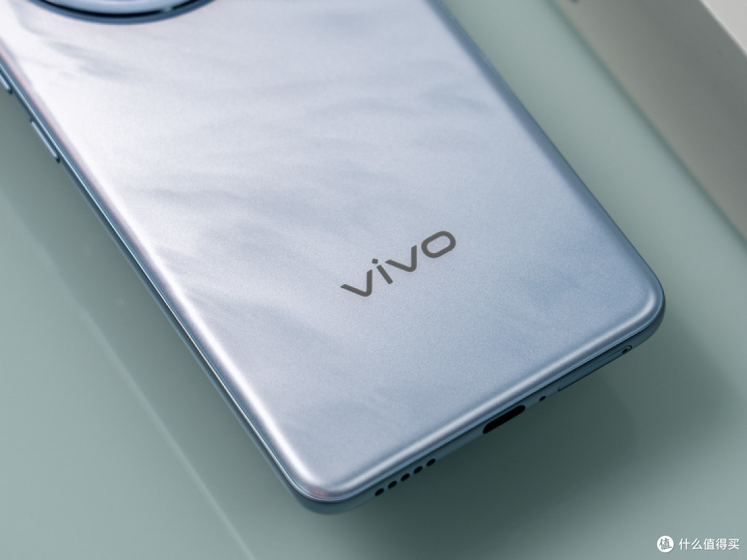 vivo Y300 Pro+评测 7300mAh电池再无续航焦虑