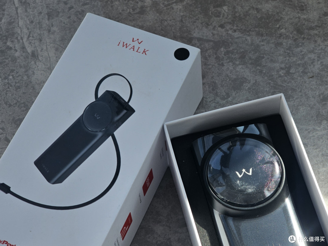 充电宝界“六边形战士”?iWALK拉拉宝MAX实至名归!