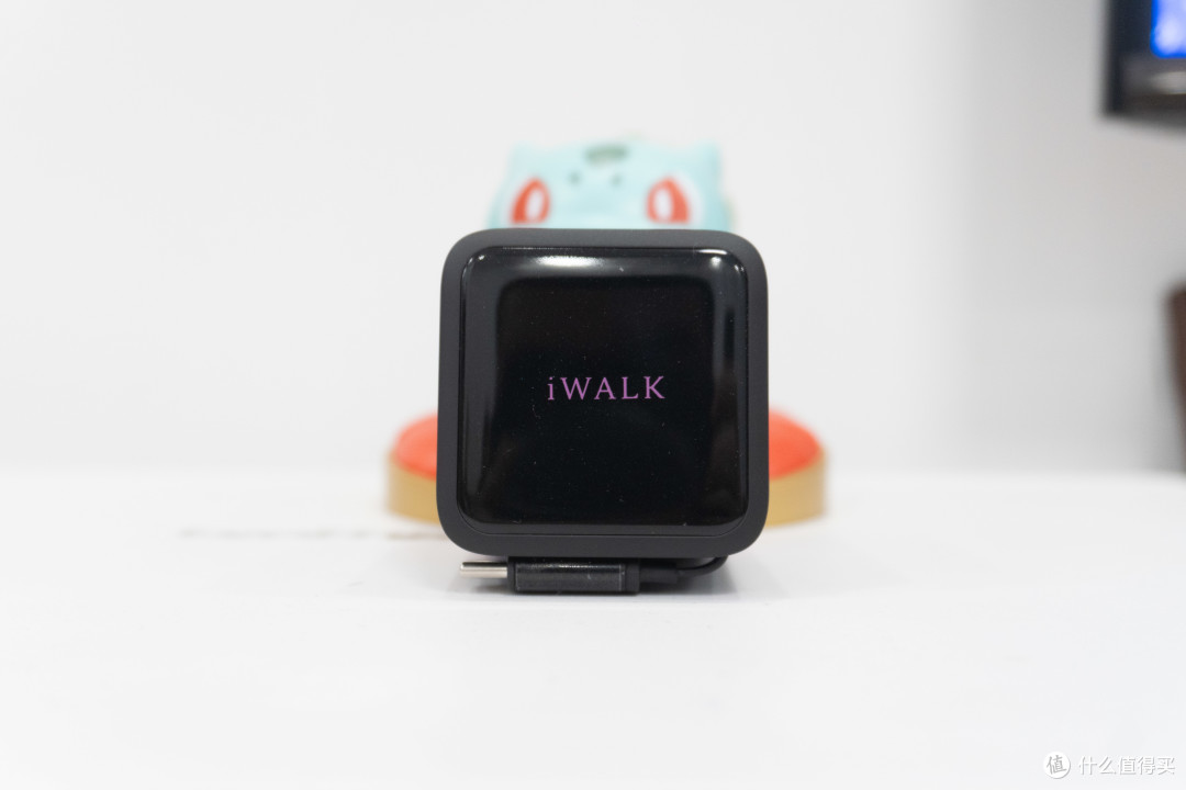 卡娃尹馁，iWALK爱沃可65W快充氮化镓充电器，小巧便捷！