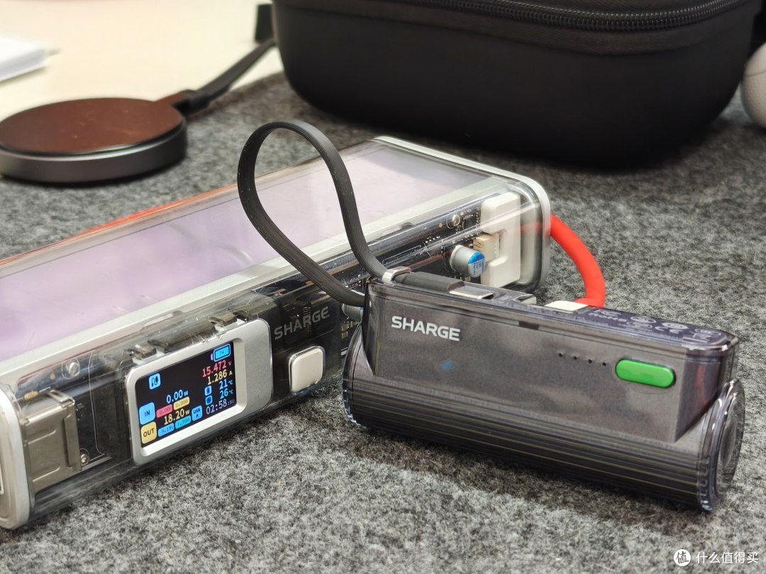 日常出行的补能神器,闪极随行Mini2移动电源让手机续航无忧