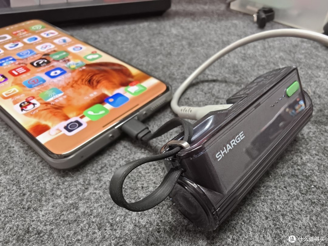 日常出行的补能神器,闪极随行Mini2移动电源让手机续航无忧