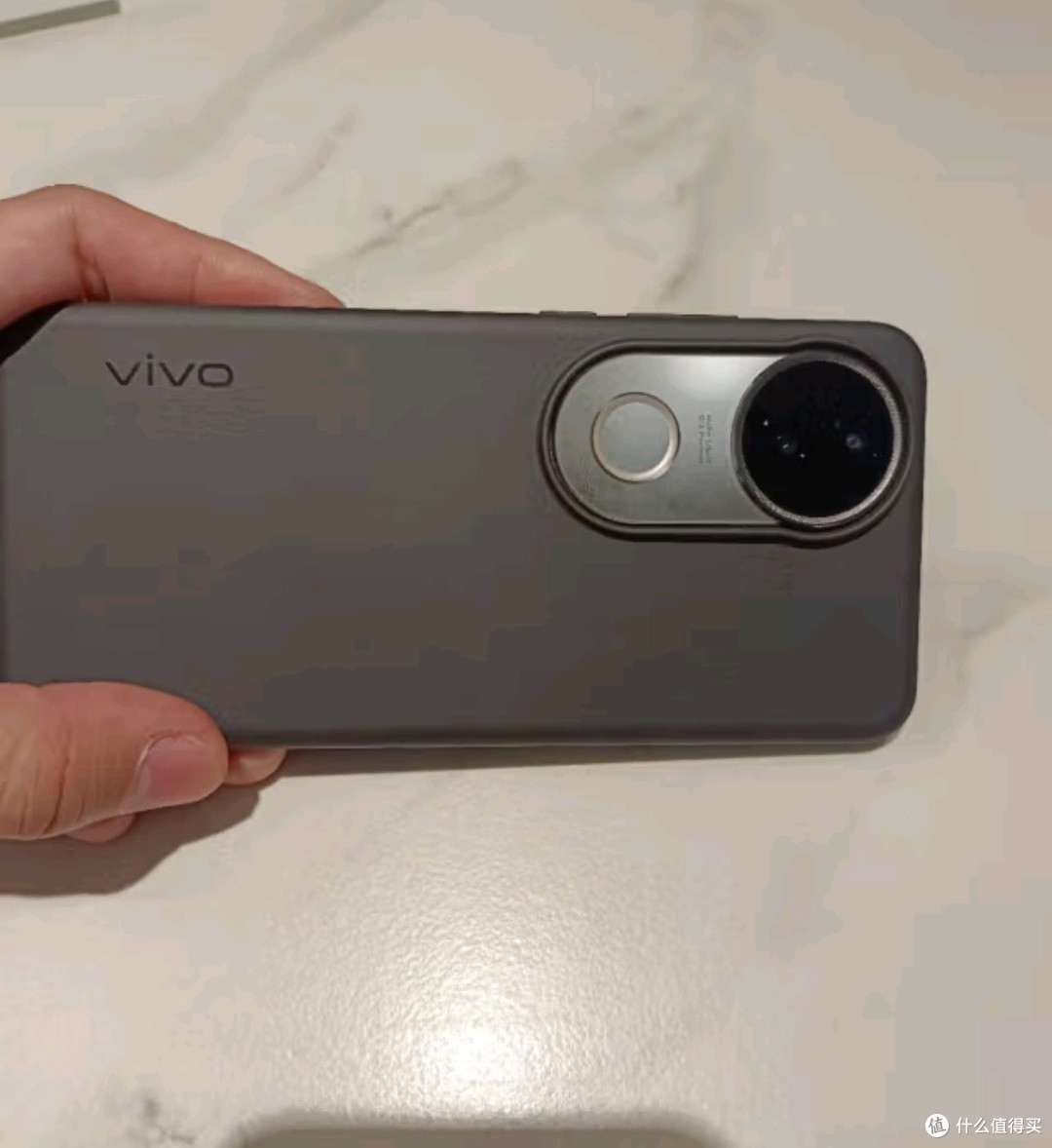 智能伙伴之vivo S20 8GB+256GB 凤羽金 6500mAh超薄长续航
