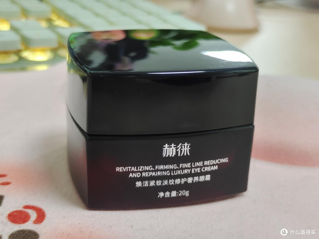 眼霜怎么选？实测十款好用的品牌实测推荐展示！