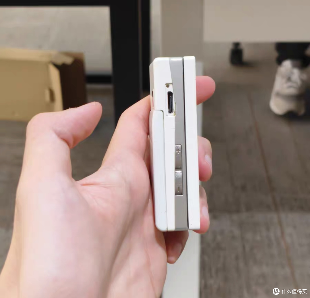 89元的180度旋转手机，酷似ipod的造型，回头率拉满！