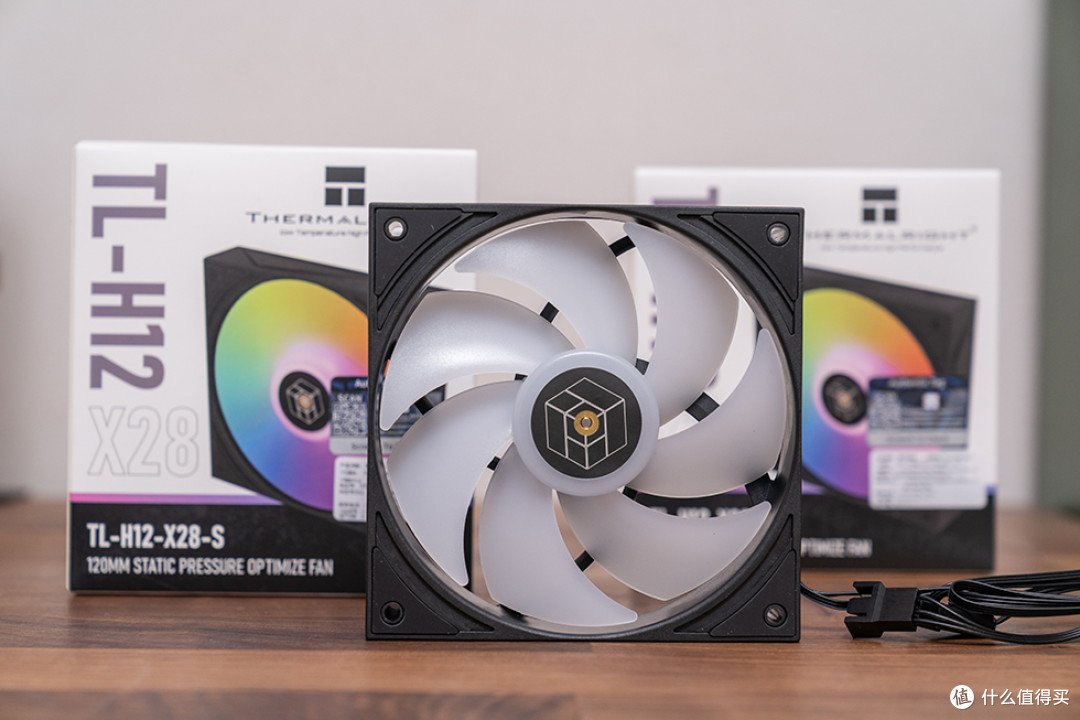 木艺邂逅硬核芯,华硕 B850M-Plus+索泰RTX5080+闪鳞G600装机展示