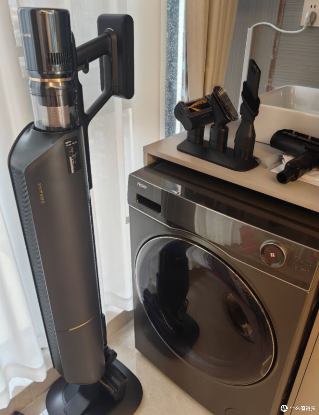 吸尘器吸床后的白灰是什么东西?追觅 Z30 Station 帮你清洁床褥