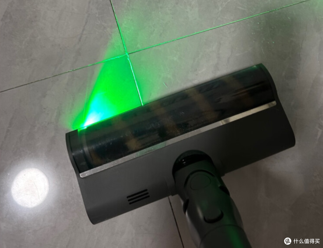 吸尘器吸床后的白灰是什么东西?追觅 Z30 Station 帮你清洁床褥