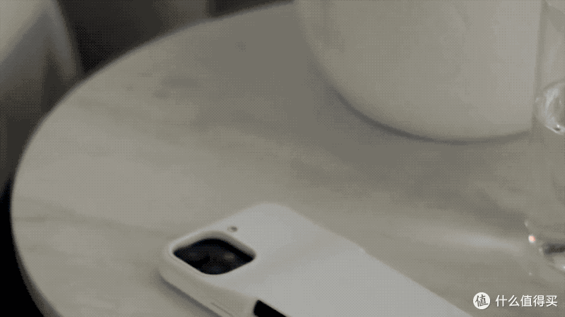 “外置换电”逆袭CES：手机壳方案能否终结续航焦虑？