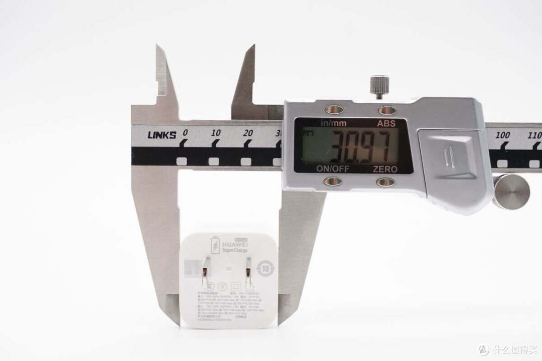 拆解报告：华为Pura X原装66W冰糖全能氮化镓充电器HW-110600C05