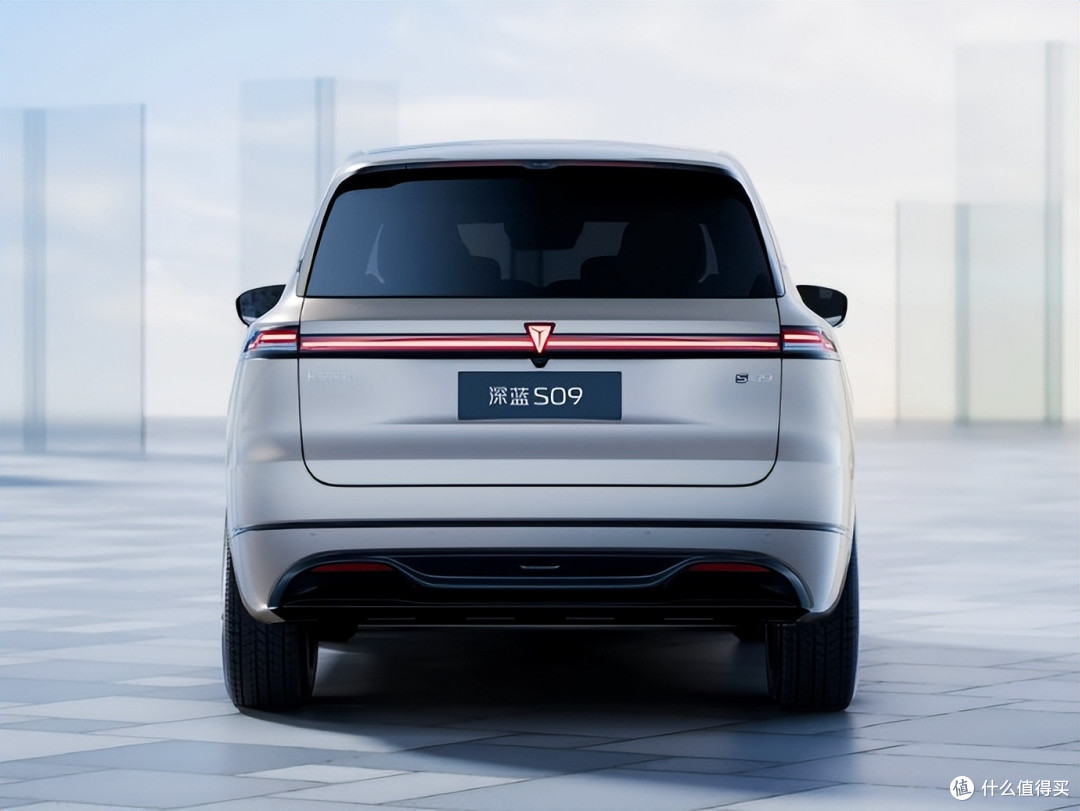 最终定价20万才能爆?深蓝 S09 中大型 SUV 旗舰级新车 4 月发布