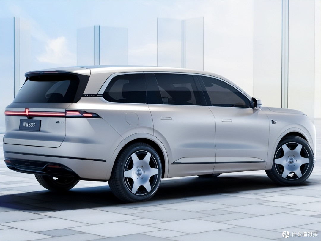 最终定价20万才能爆?深蓝 S09 中大型 SUV 旗舰级新车 4 月发布