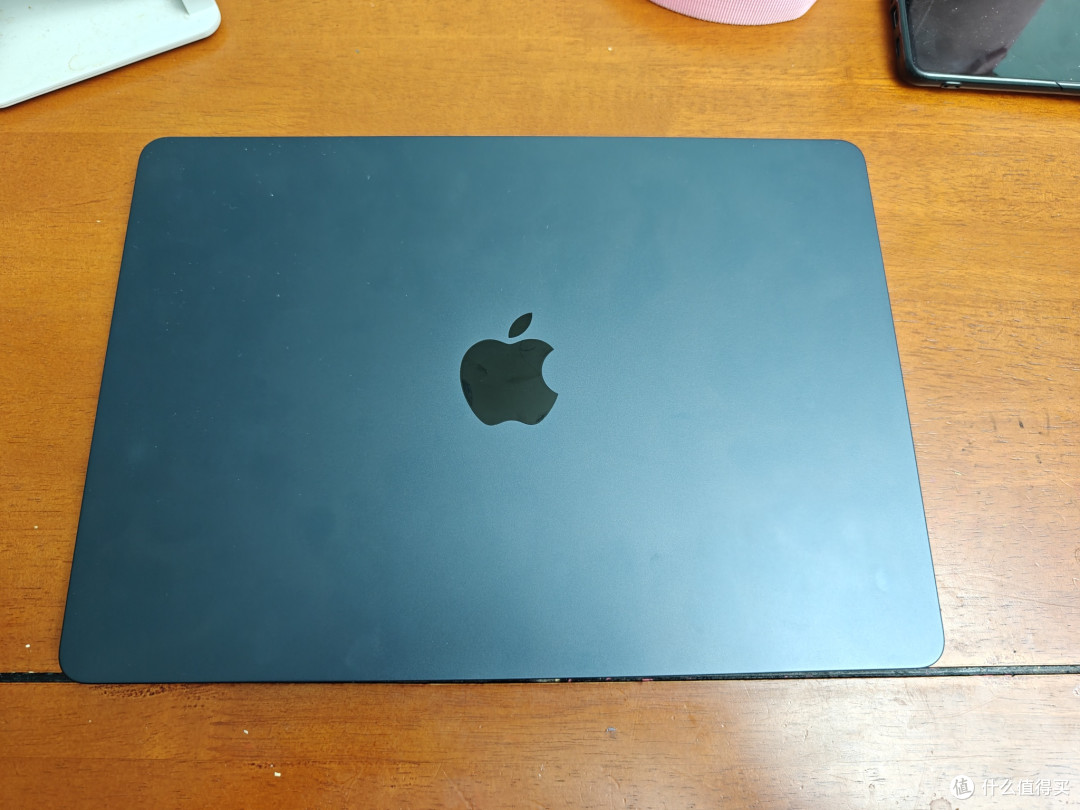 苹果MacBook Air M1 vs.M4：四年过去，它变得更懂你的生活了吗？