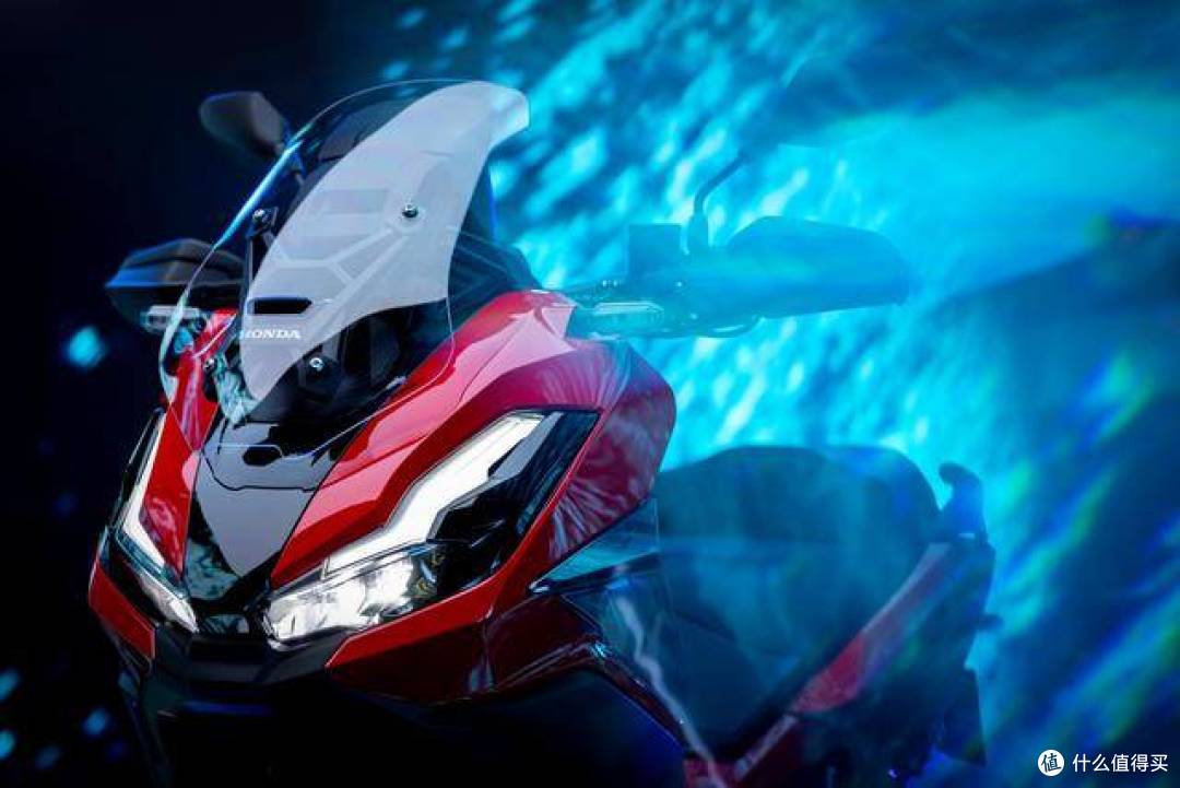 本田2025款ADV350摩托车