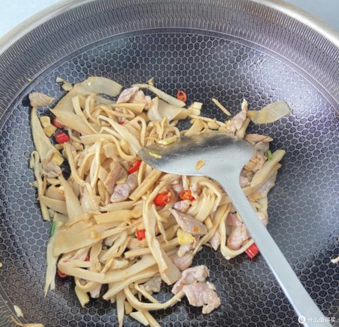 春日必吃的养生美食——春笋炒肉丝