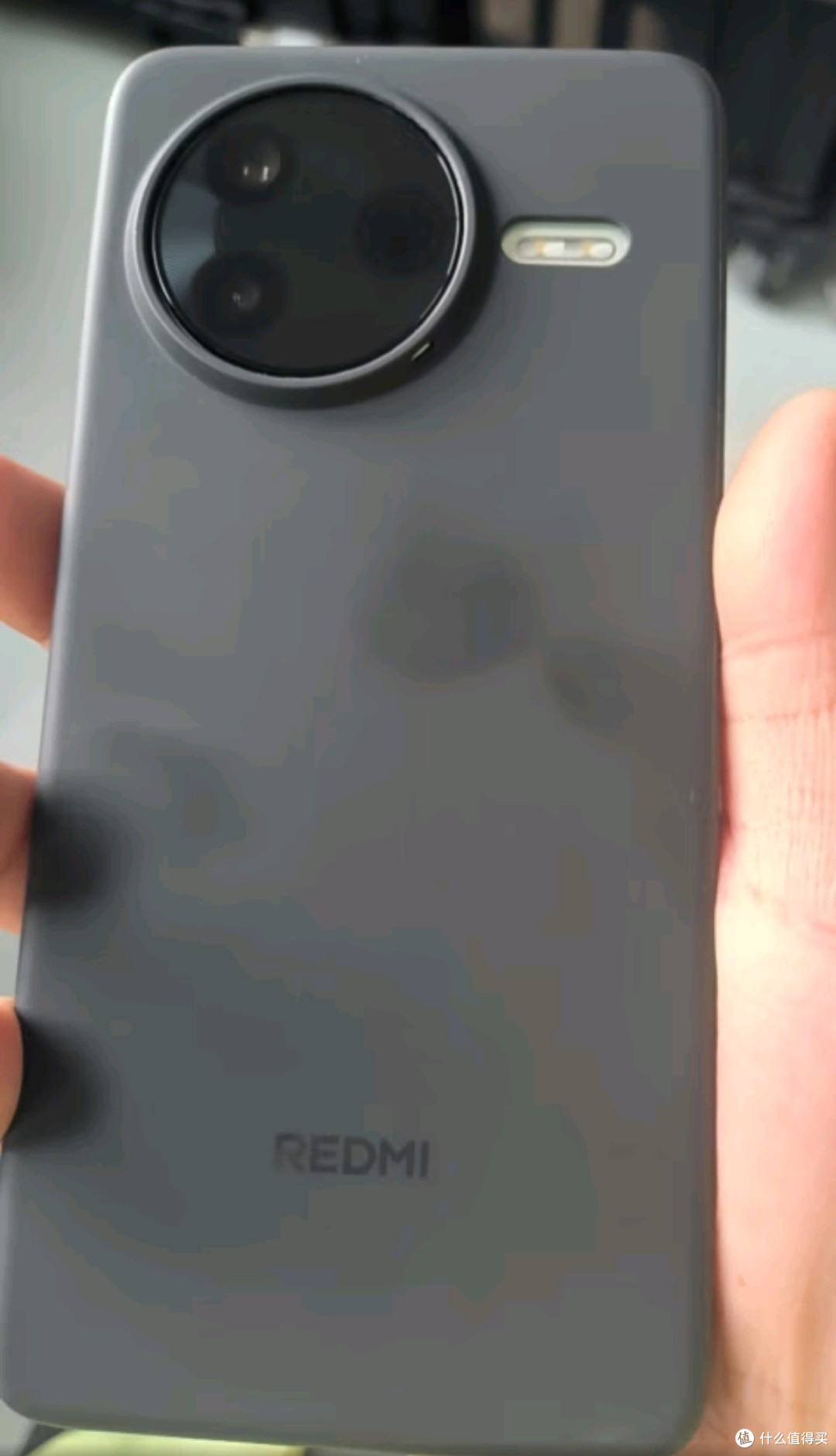 Redmi K80 5G旗舰手机:国家补贴+骁龙8 大电池性能续航双巅峰!