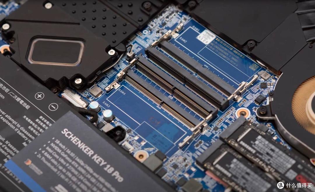 2025年旗舰游戏本最广泛模具:蓝天Clevo X580实机拆解展示