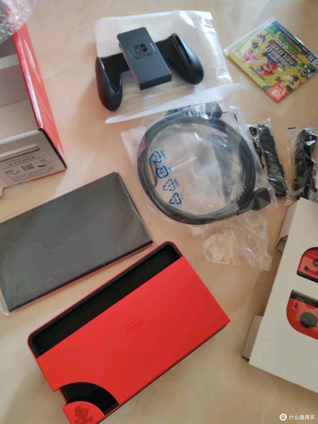 Nintendo Switch国行OLED版马力欧限定红色