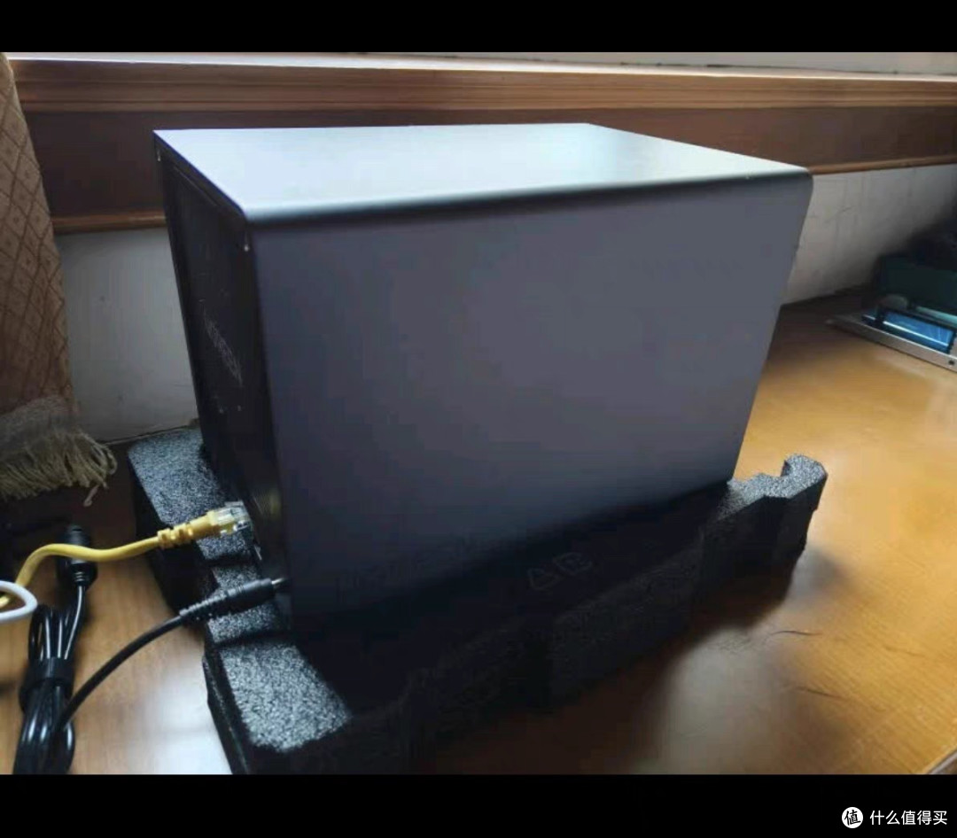 绿联DXP4800 Plus:智商税还是真香机?用不好连晾衣架都不如!