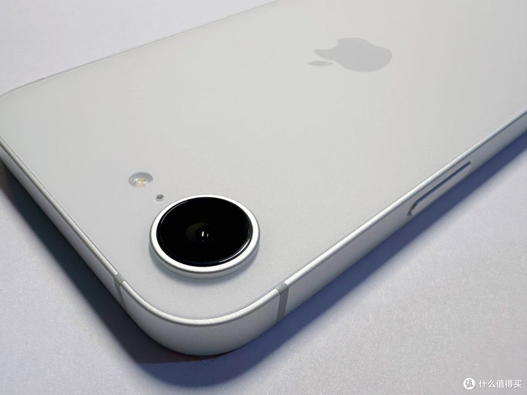 iPhone 16e 居然是iPhone 14的马甲？iPhone 14只要3099值得吗？