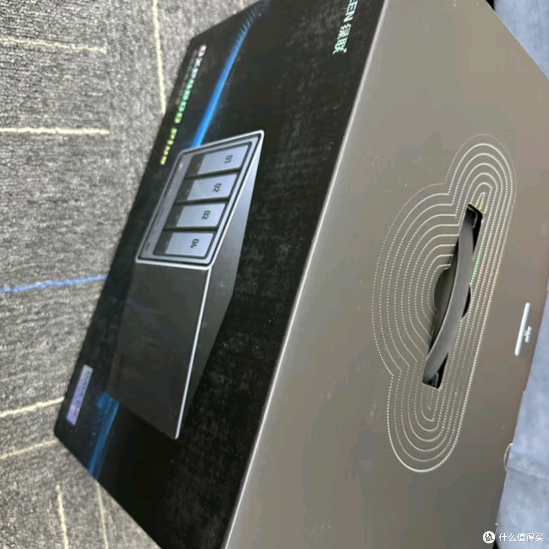 绿联私有云DXP4800 Plus:家庭数据存储与管理的理想选择