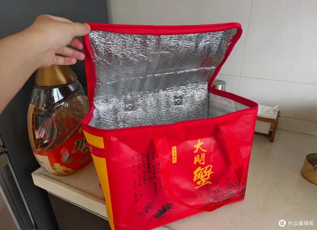 被网友的“抠搜露营神器”惊呆了,分文不花,凑齐一套露营设备