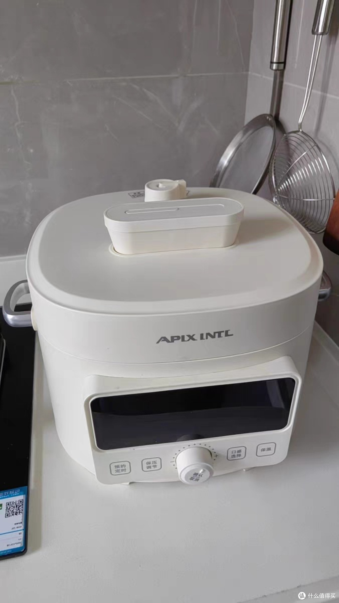 日本Apixintl安本素电压力锅家用4L多功能全自动小型电高压锅饭煲