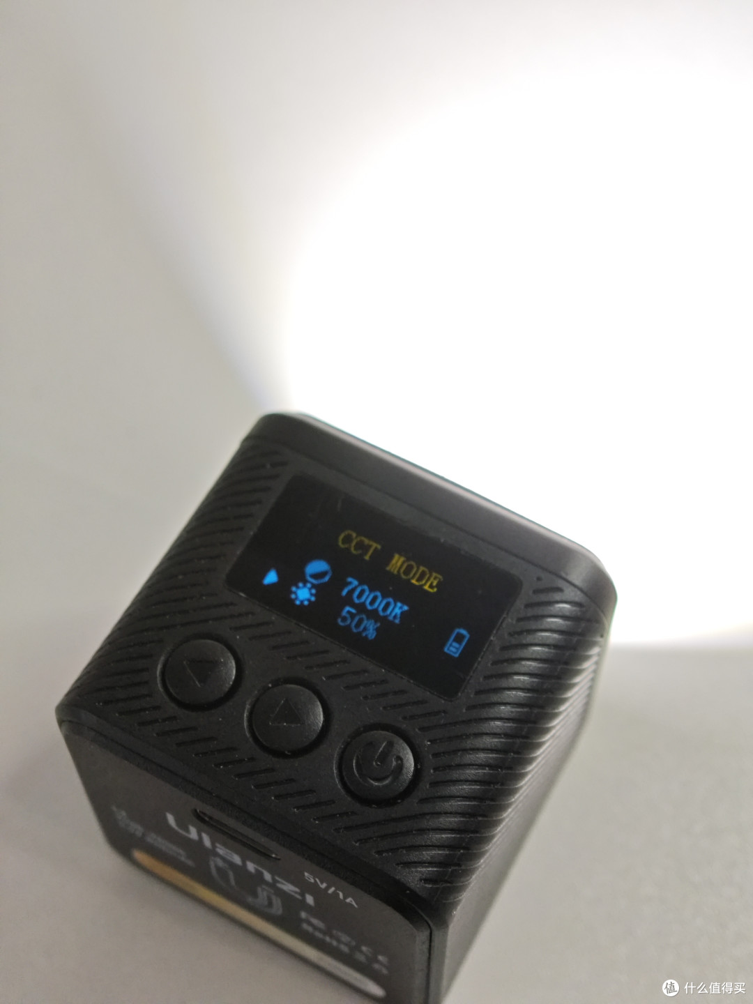 【科技数码】Ulanzi优篮子 L2迷你双色温COB补光灯 开箱体验