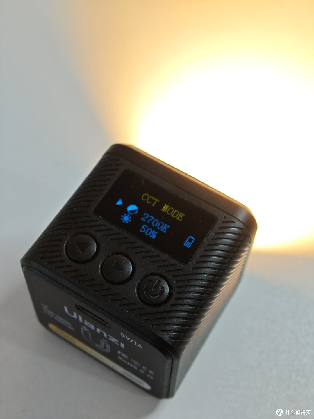 【科技数码】Ulanzi优篮子 L2迷你双色温COB补光灯 开箱体验