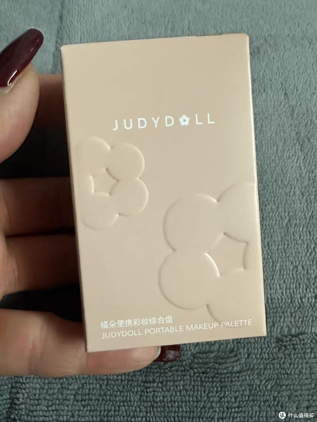 挖宝!橘朵掌心盘凭啥被封国货之光?全妆一盘搞定