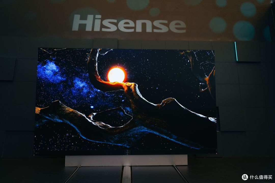 “客厅里的劳斯莱斯”:海信 RGB-Mini LED电视 UX上市解析