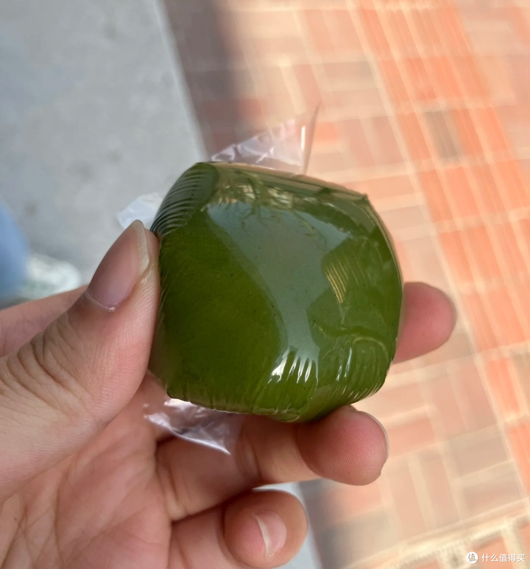 清明时节，青团飘香，一口软糯品春意