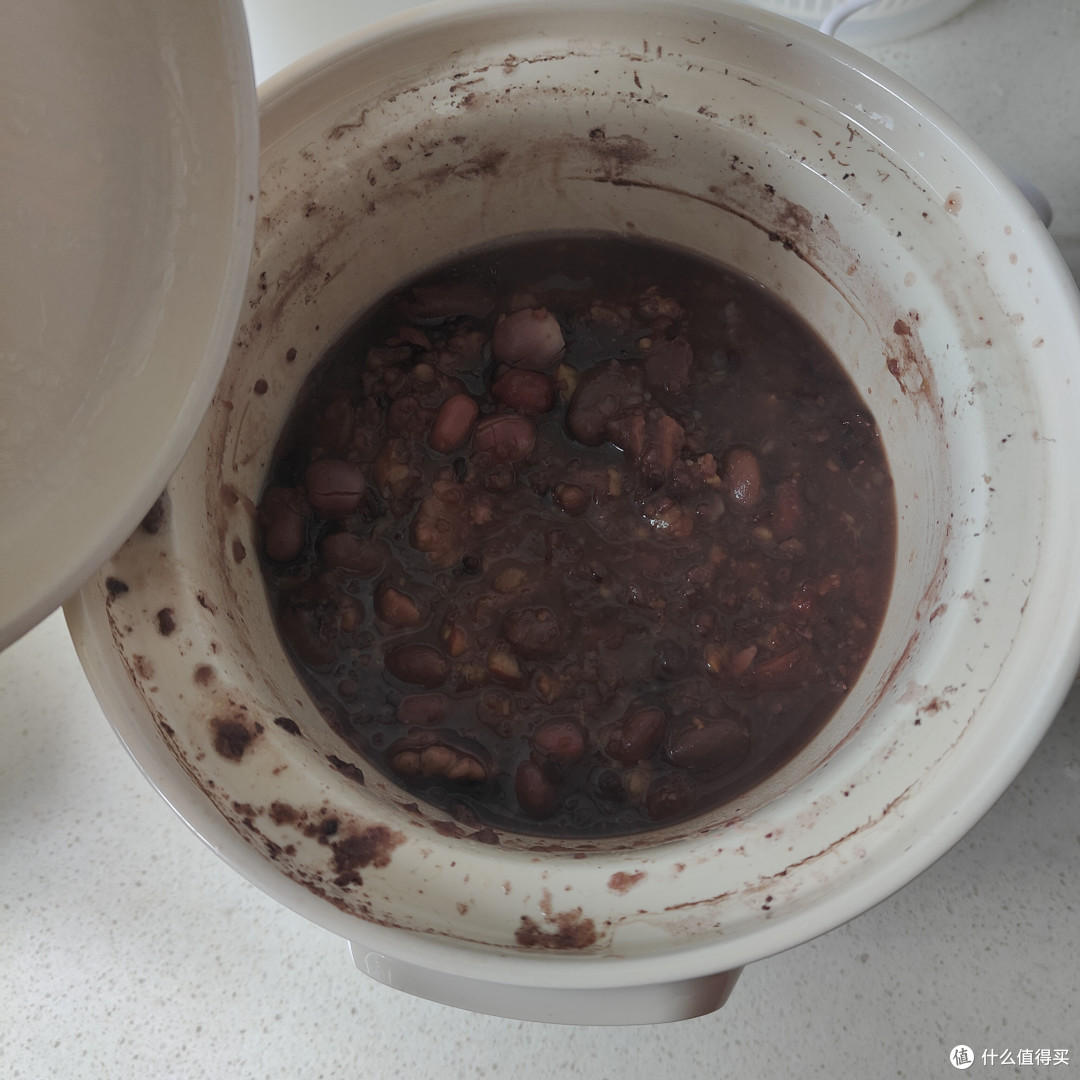 满满一锅杂粮粥