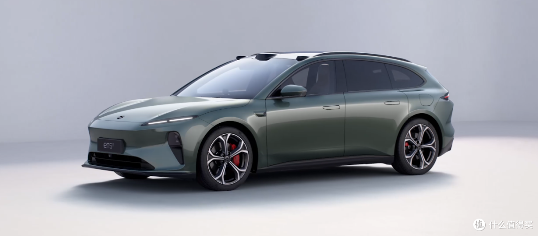 21.98万!极氪007 GT,两厢轿跑搭800V电驱,真"轻快"能爆款吗?