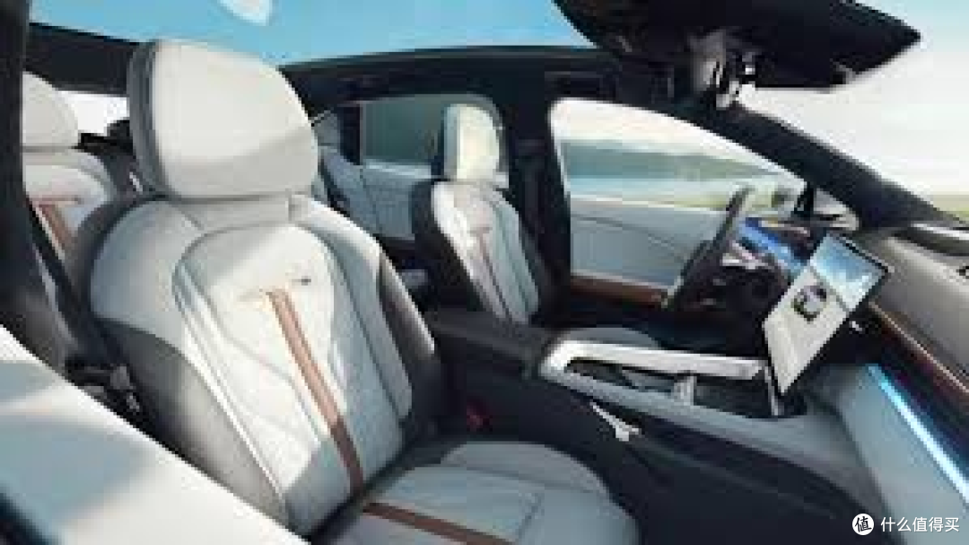 21.98万!极氪007 GT,两厢轿跑搭800V电驱,真"轻快"能爆款吗?