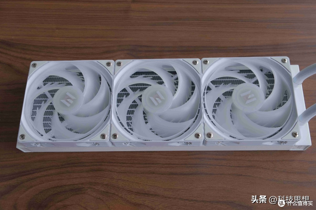 老牌回归放大招！zalman思民推出ALPHA2 DS 360水冷，静颜全都要