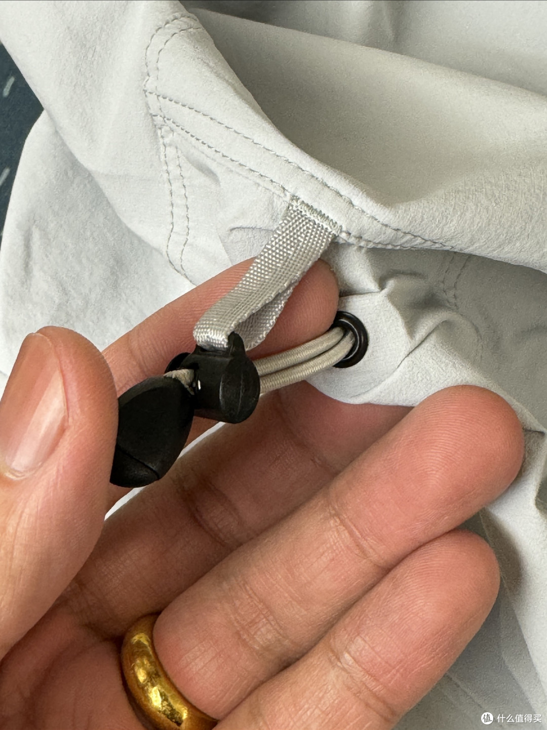 让羽绒服和短袖都闭嘴!始祖鸟Gamma凭什么成了天气刺客克星?