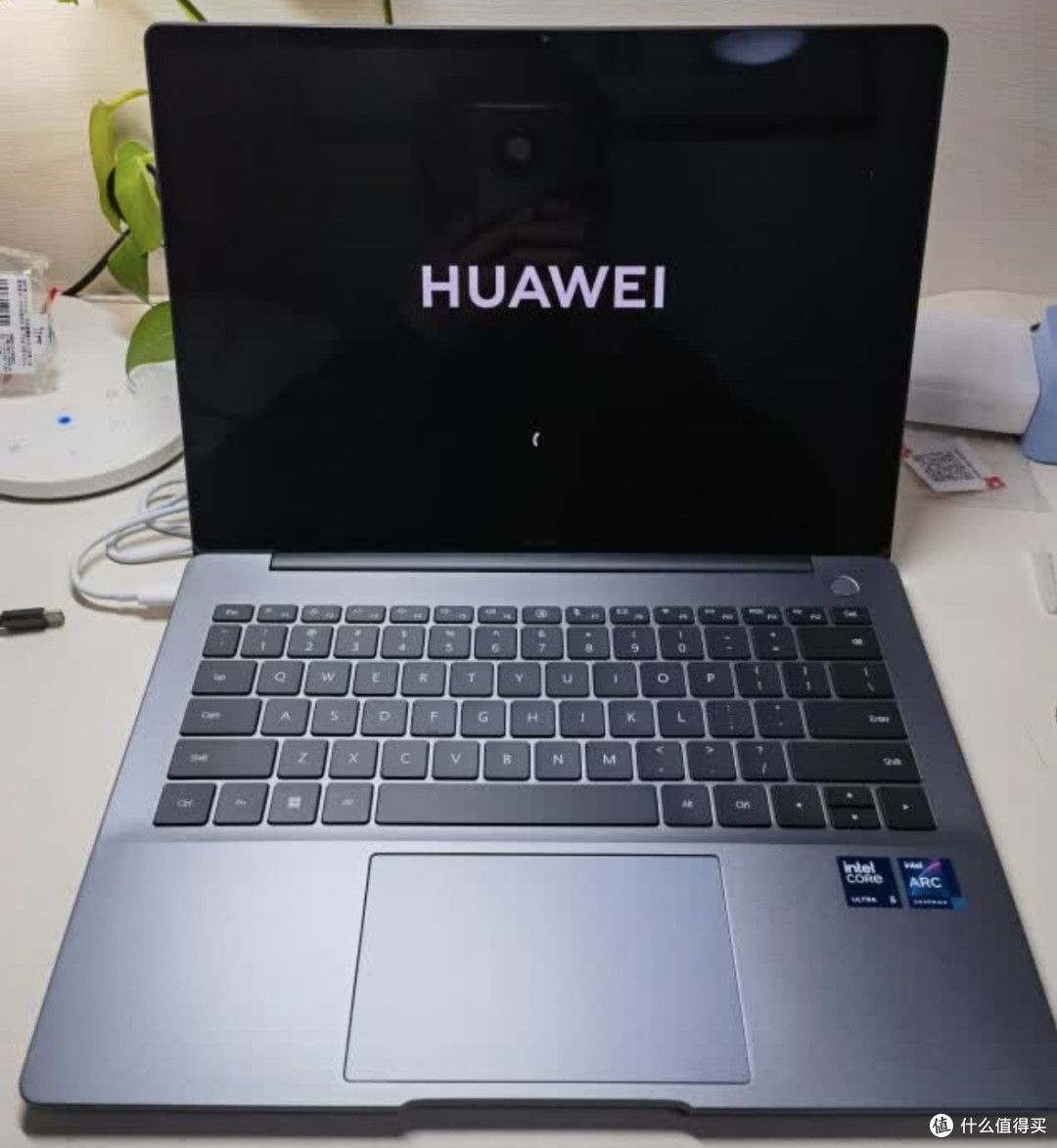 华为MateBook 14酷睿Ultra：重塑创作与办公新范式_笔记本电脑_什么值得买